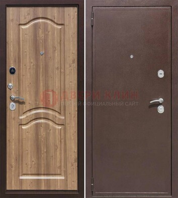 Коричневая железная дверь с порошковым окрасом ДП-191 в Брянске