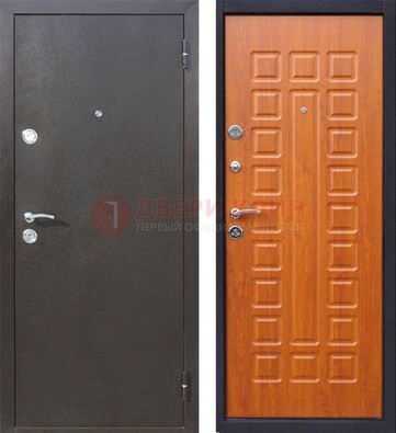 Коричневая стальная дверь с порошковым напылением ДП-202 в Бронницах