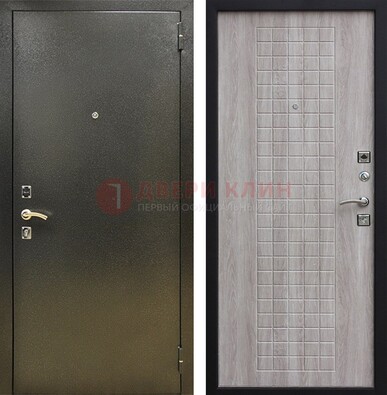 Железная темная дверь с порошковым покрытием и филенчатой МДФ ДП-297 в Бронницах