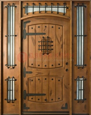 Парадная дверь с коваными элементами ДПР-68 в коттедж в Бронницах