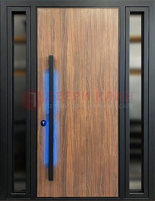 Коричневая металлическая дверь со стеклом ДС-69 в Бронницах