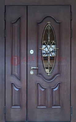 Темная металлическая дверь Винорит со стеклом и ковкой ДСК-239 в Бронницах