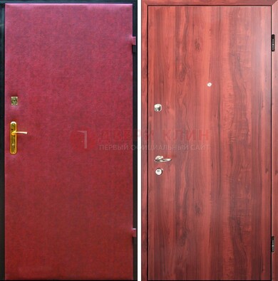 Красная входная дверь с винилискожей ДВ-30 в Бронницах