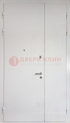 Современная полуторная стальная дверь с МДФ панелью ПЛ-25 в Бронницах
